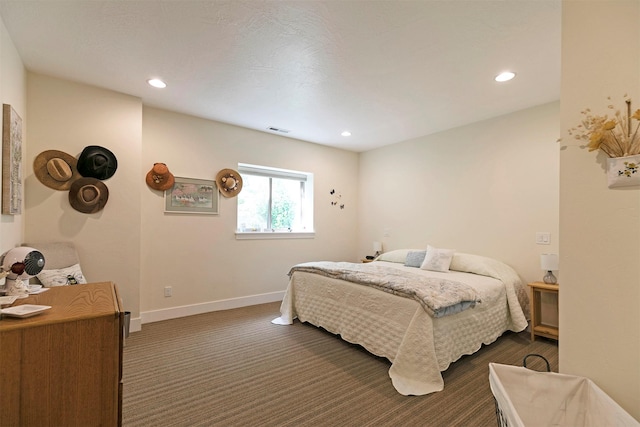 bedroom featuring dark colored carpet, baseboards, visible vents, and recessed lighting