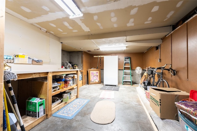 4420 7th Ave S, Great Falls, MT 59405 - basement with a workshop area