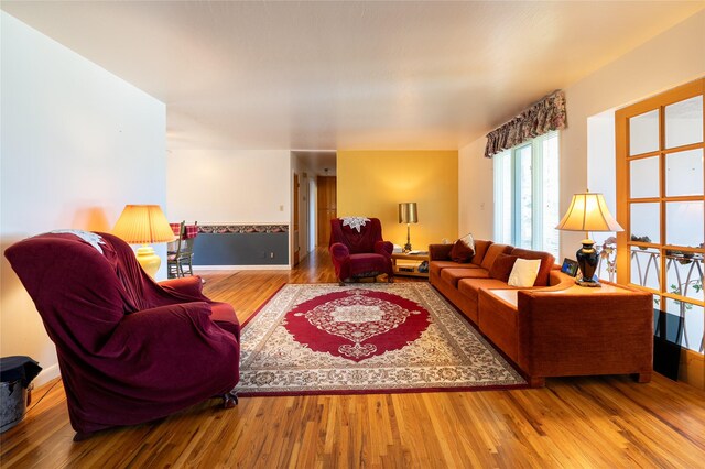 4420 7th Ave S, Great Falls, MT 59405 - living area featuring wood finished floors