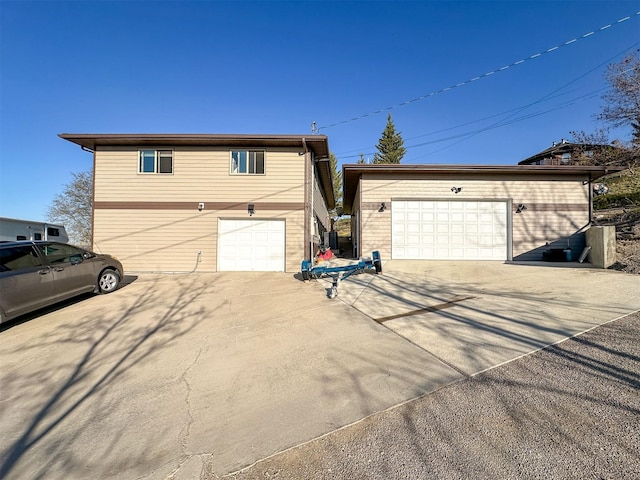 101 11th Ave N, Shelby, MT 59474 - view of front facade with a garage