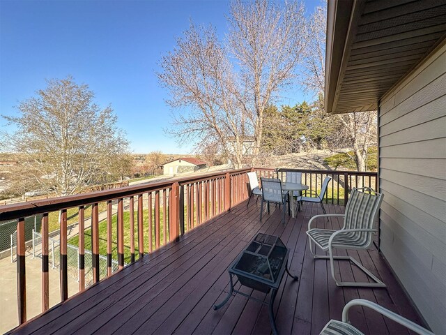 101 11th Ave N, Shelby, MT 59474 - deck featuring outdoor dining area