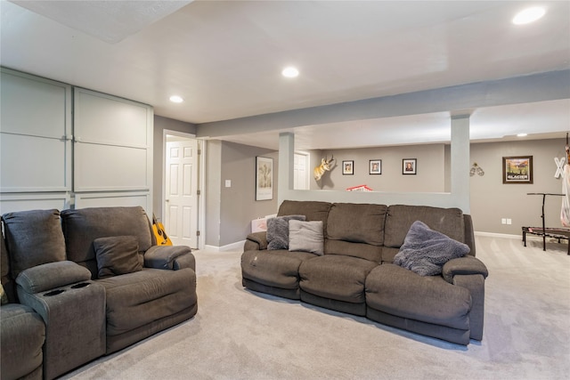 living area featuring carpet flooring, recessed lighting, and baseboards