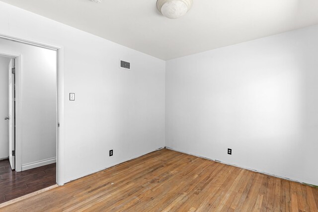 3024 8th Ave S, Great Falls, MT 59405 - unfurnished room with light wood finished floors