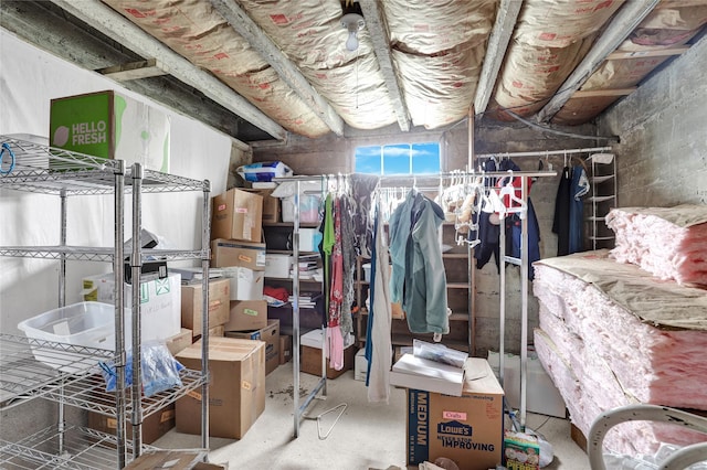 500 34th St NW, Great Falls, MT 59404 - view of storage area