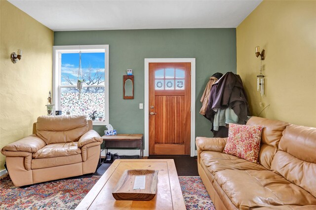 500 34th St NW, Great Falls, MT 59404 - view of living area