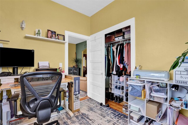 500 34th St NW, Great Falls, MT 59404 - office area with wood finished floors