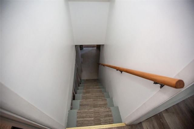 1011 4th Ave NW, Great Falls, MT 59404 - stairway with wood finished floors