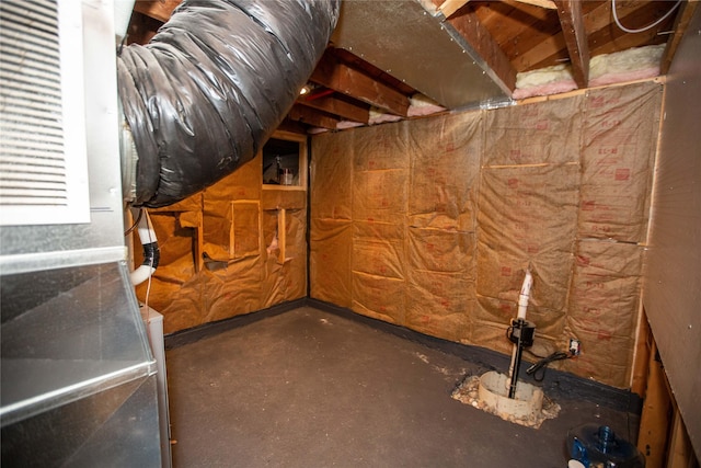 1011 4th Ave NW, Great Falls, MT 59404 - below grade area featuring heating unit