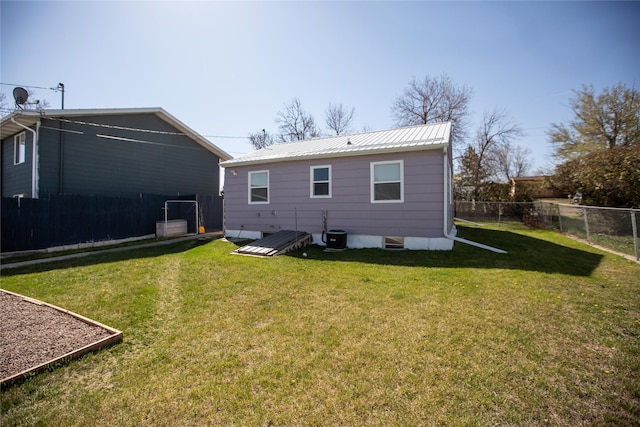 1011 4th Ave NW, Great Falls, MT 59404 - rear view of property with metal roof