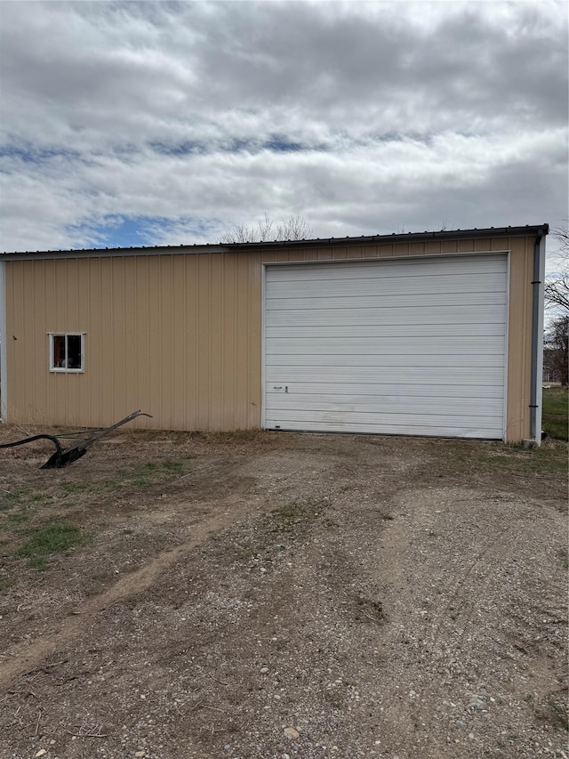view of detached garage