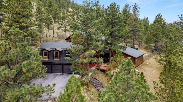 aerial view of property and surrounding area