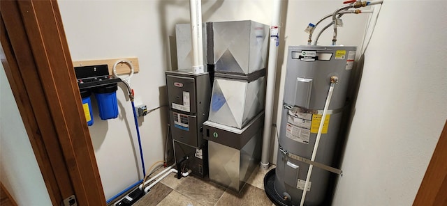 999 Websters Way, Stevensville, MT 59870 - utility room with electric water heater