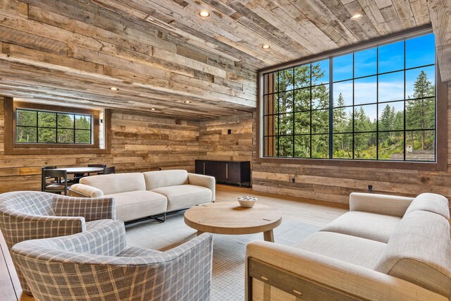397 Saddlehorn Trl, Bigfork, MT 59911