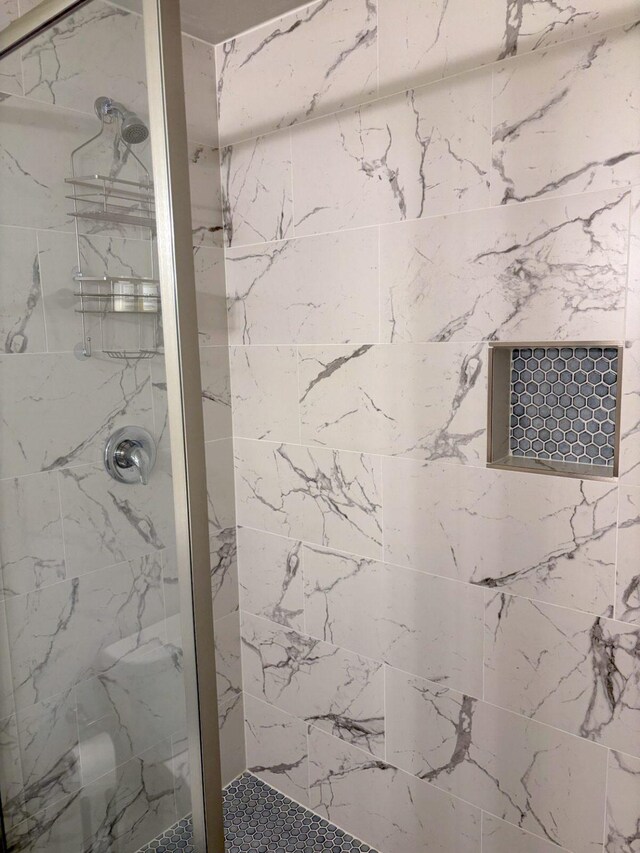 2195 Black Bird Ln, Kalispell, MT 59901 - full bathroom with a shower stall