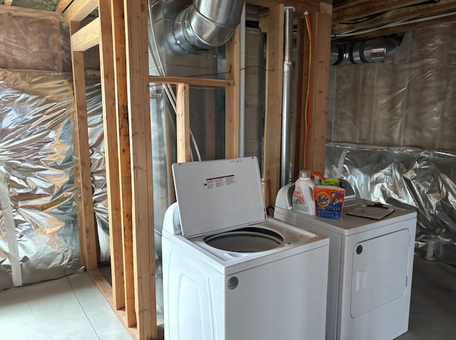 2195 Black Bird Ln, Kalispell, MT 59901 - washroom with independent washer and dryer