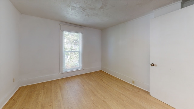 29 3rd Ave E, Kalispell, MT 59901 - empty room featuring light wood finished floors and baseboards