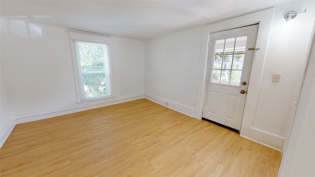 29 3rd Ave E, Kalispell, MT 59901 - empty room featuring light wood finished floors and baseboards
