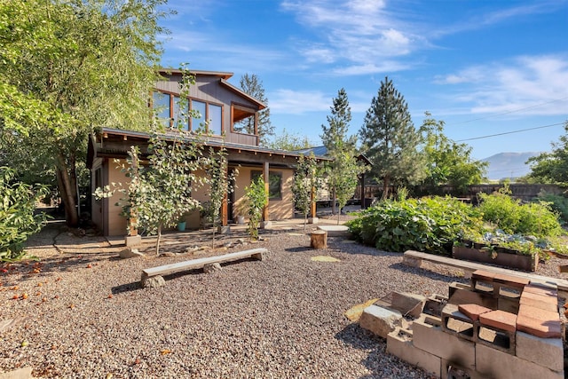 view of yard featuring a garden and fence