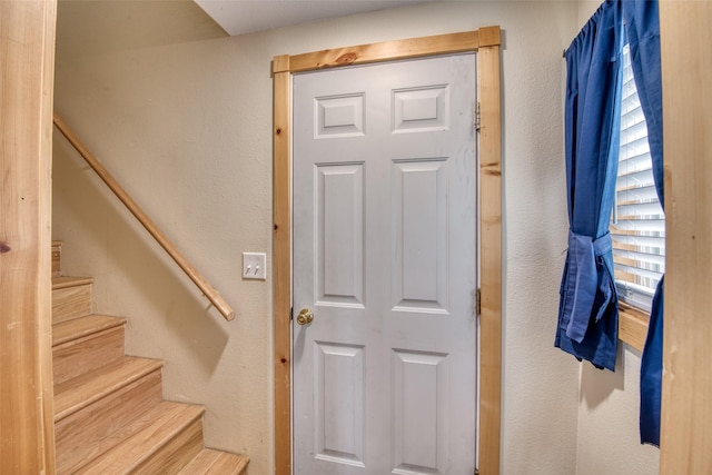 139 Pine Hollow Rd, Stevensville, MT 59870 - view of stairs