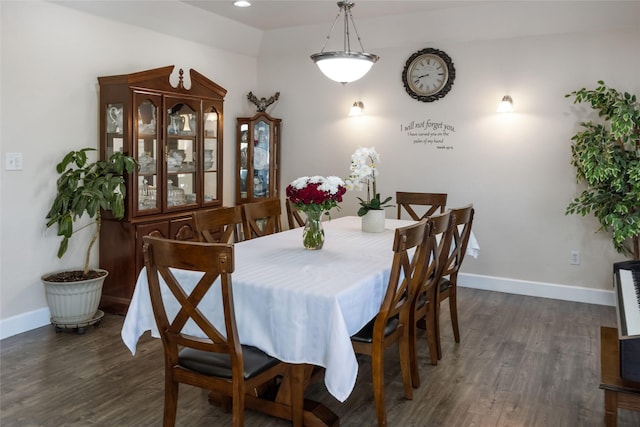 31 Aspen Ct, Kalispell, MT 59901 - dining space featuring baseboards, dark wood-style floors, and recessed lighting