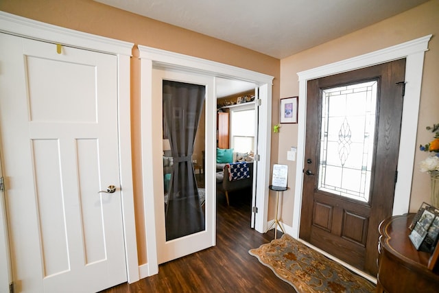 121 Choteau Ave NE, Great Falls, MT 59404 - entryway featuring dark wood-type flooring and baseboards