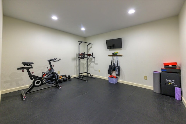 10758 Sleeman Creek Rd, Lolo, MT 59847 - workout room with recessed lighting