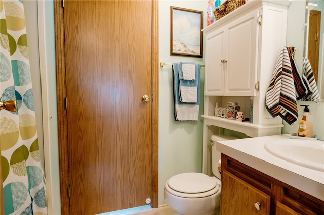 4242 Morningside Cir, Great Falls, MT 59405 - full bath featuring toilet, vanity, and curtained shower