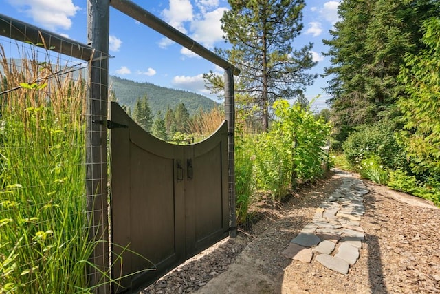 15 Sandi Ln, Heron, MT 59844 - gate featuring a forest view