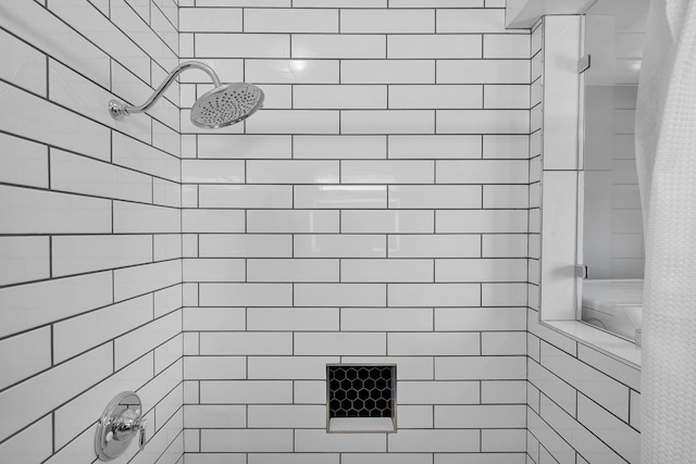 705 N 3rd St W, Missoula, MT 59802 - full bath featuring a tile shower