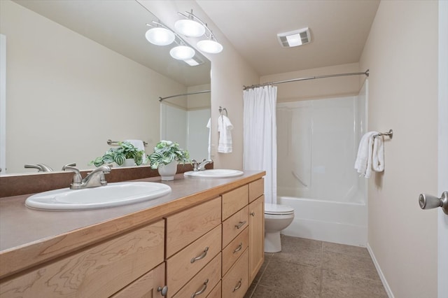 full bathroom with toilet, double vanity, shower / bathtub combination with curtain, and baseboards