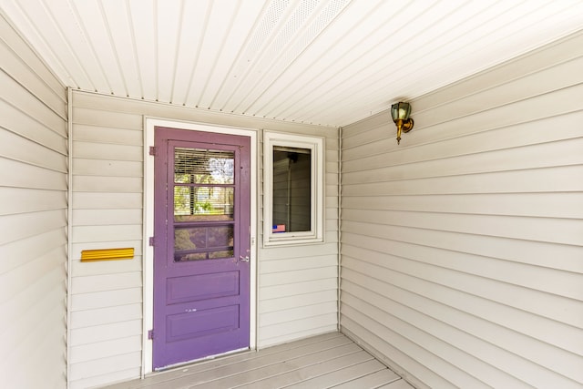 view of exterior entry