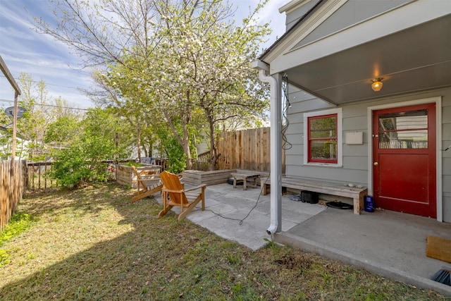 view of yard with a patio