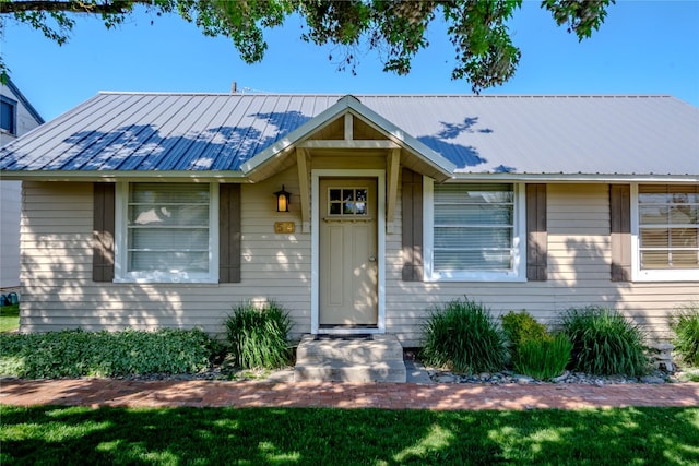 514 W 1st St, Libby, MT 59923 - bungalow-style home with metal roof