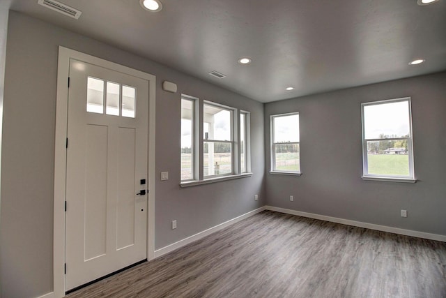 405 Trailview Way, Whitefish, MT 59937 - entrance foyer featuring wood finished floors, recessed lighting, and baseboards