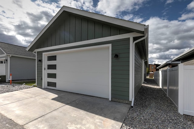 5576 Cattle Dr, Missoula, MT 59808 - garage featuring concrete driveway