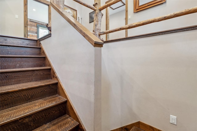 200 Lakeview Ter, Marion, MT 59925 - view of stairway