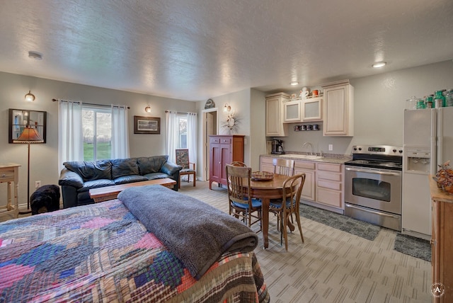 71 Seibold Ln, Cascade, MT 59421 - living room with light colored carpet and a textured ceiling