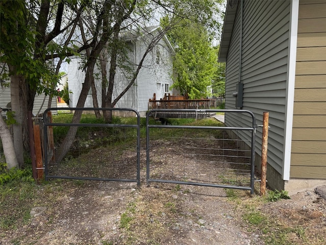 gate with fence