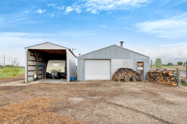 551 Fox Meadow Ln, Hamilton, MT 59840 - detached garage with dirt driveway