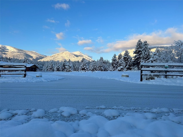view of mountain backdrop