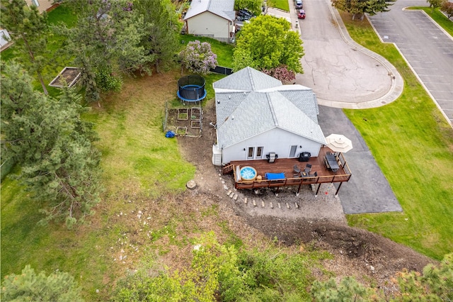 aerial view of property and surrounding area
