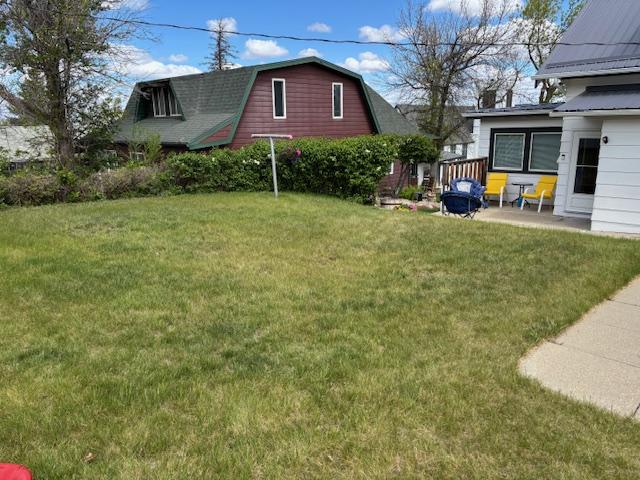 330 2nd St S, Shelby, MT 59474 - view of grassy yard