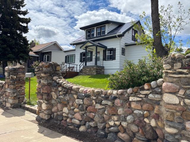 330 2nd St S, Shelby, MT 59474 - view of front of home