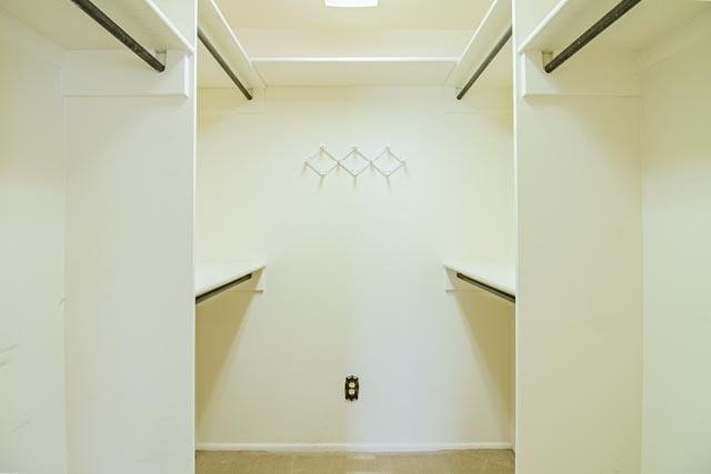 6 Cedar Lake Dr, Butte, MT 59701 - view of spacious closet