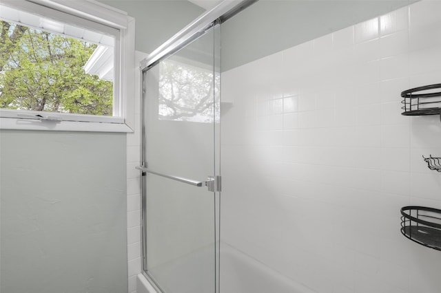 501 23rd Ave NE, Great Falls, MT 59404 - bathroom featuring a shower with door