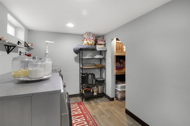 501 23rd Ave NE, Great Falls, MT 59404 - washroom with light wood-style floors, separate washer and dryer, recessed lighting, and baseboards