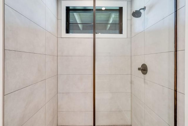 111 Blacktail Loop, Lakeside, MT 59922 - full bath with tiled shower