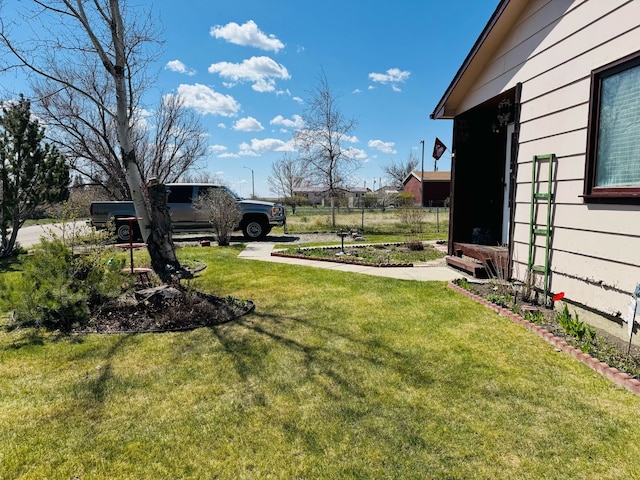 901 Birch Ave, Shelby, MT 59474 - view of yard