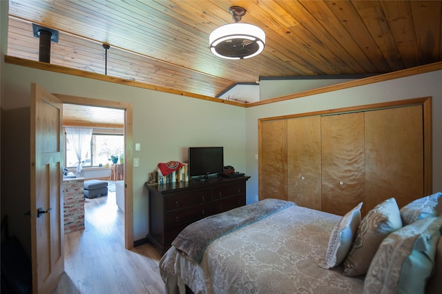 117 Woodland Estates Rd, Great Falls, MT 59404 - bedroom with wood ceiling, vaulted ceiling, wood finished floors, and a closet