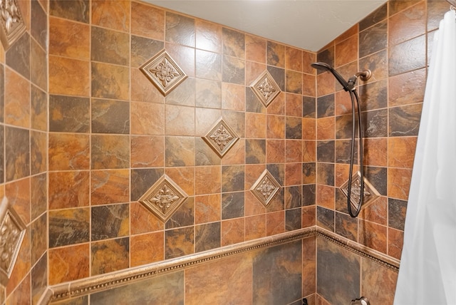 15222 Mt Highway 35, Bigfork, MT 59911 - full bathroom featuring tiled shower